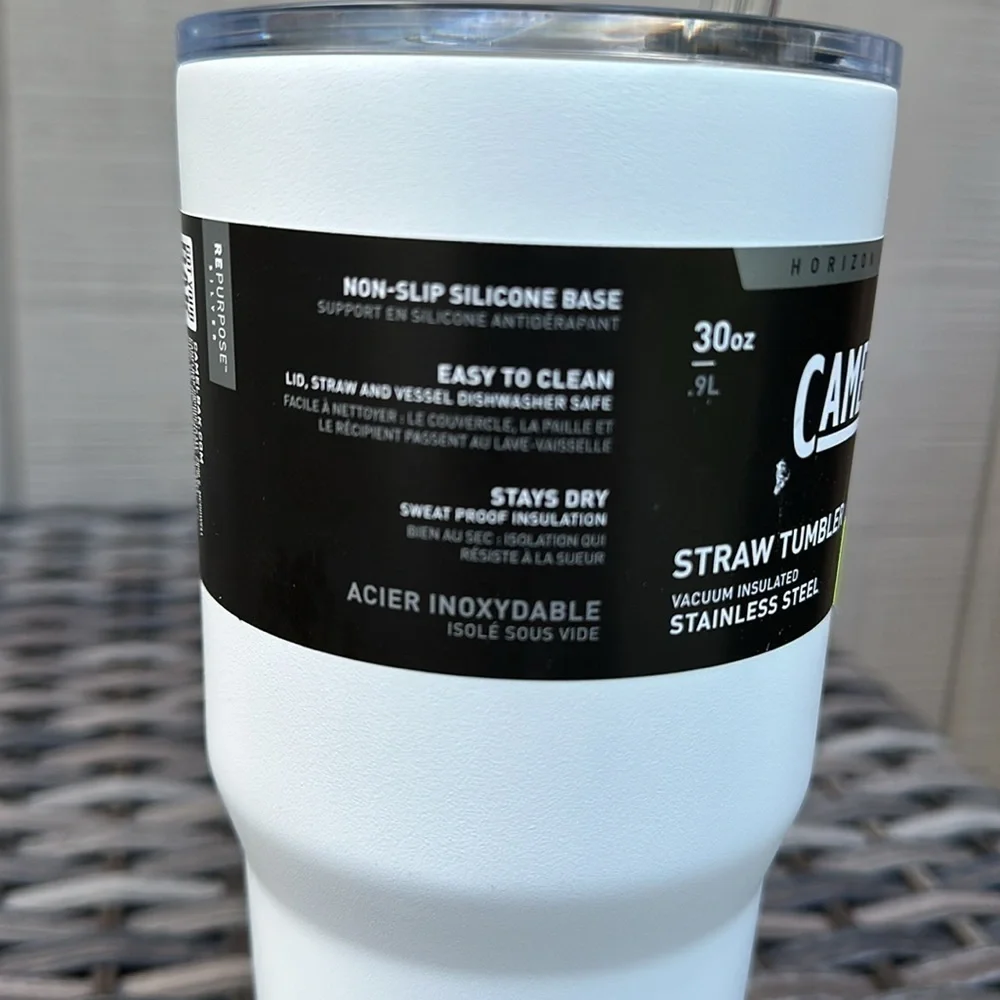 CAMELBACK Horizon Collection Vacuum Insulated Stainless Steel 30oz Straw Tumbler